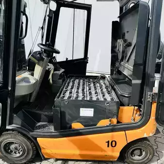 Elektrisk- 4 hjul 2004  Still R60-25i (14)