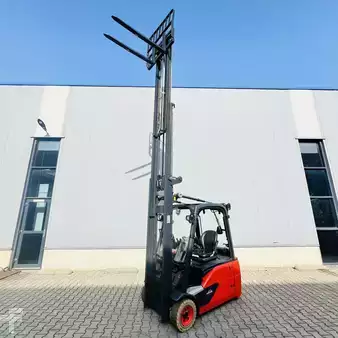 Elektromos 3 kerekű 2018  Linde E16L (386-02) EVO (29)
