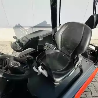 Elektromos 3 kerekű 2018  Linde E16L (386-02) EVO (3)