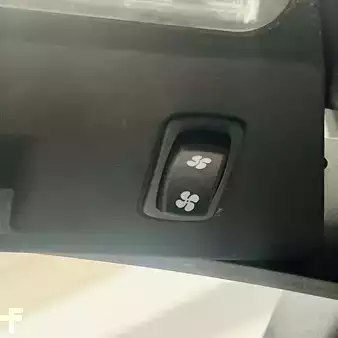 Préparateurs de commande verticaux 2019  Linde V48 (5213) (18)