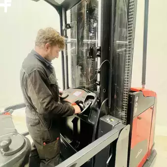 Préparateurs de commande verticaux 2020  Linde V48 (5213) (5)