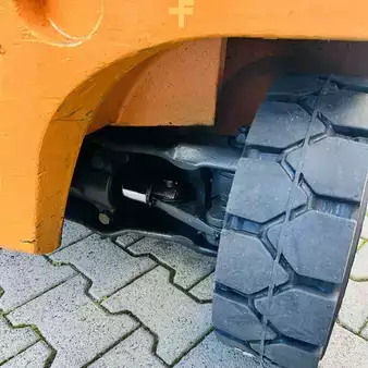 Eléctrica de 4 ruedas 2010  Still RX60-30 (16)