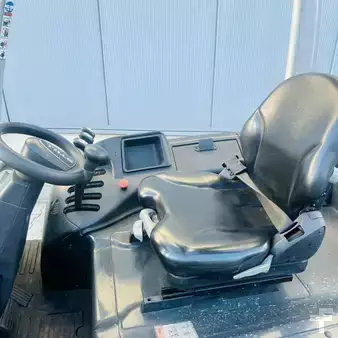 Eléctrica de 4 ruedas 2010  Still RX60-30 (3)