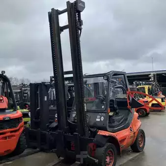 Dieselstapler 1999  Linde H35D (352-03) (1)