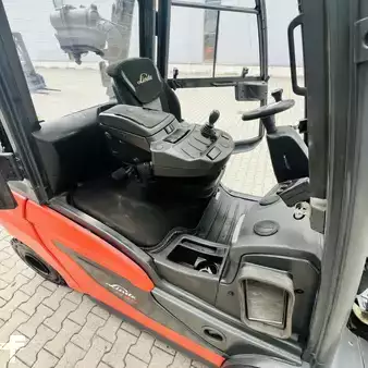 Empilhador diesel 2023  Linde H30D (1202) (14)