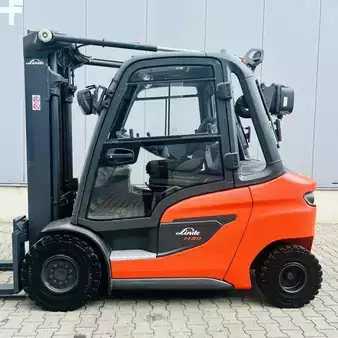 Empilhador diesel 2023  Linde H30D (1202) (2)