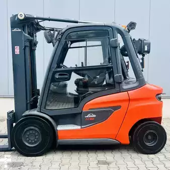 Empilhador diesel 2023  Linde H30D (1202) (2)