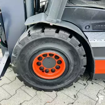 Elektryczne 4-kołowe 2019  Linde E25 (387) (15)