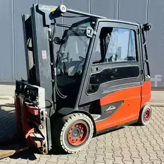 4-wiel elektrische heftrucks 2018  Linde E40-600HL (388) (1)