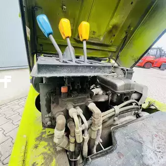 LPG Forklifts 1990  Clark GPM30N (21)