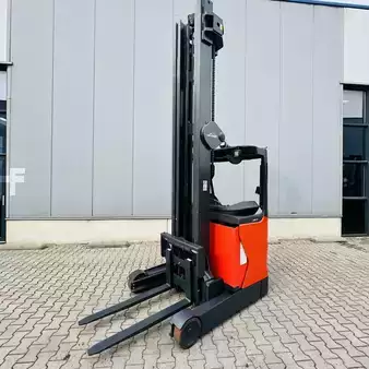 Schubmaststapler 2018  Linde R14HD (1120) (1)