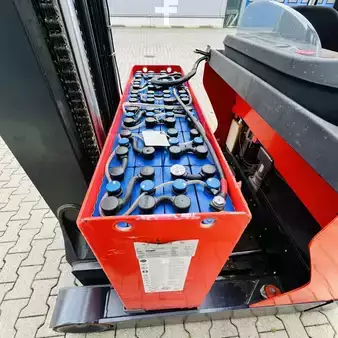 Carretilla retráctil 2018  Linde R14HD (1120) (12)