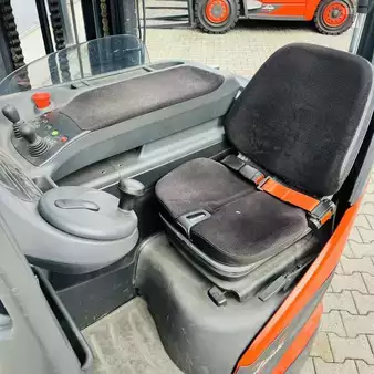 Carretilla retráctil 2018  Linde R14HD (1120) (5)