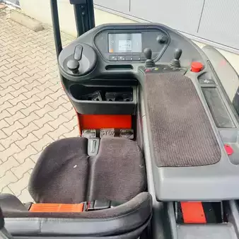 Carretilla retráctil 2018  Linde R14HD (1120) (6)