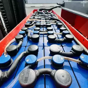 Carretilla retráctil 2018  Linde R14HD (1120) (14)