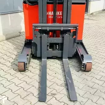 Carretilla retráctil 2018  Linde R14HD (1120) (17)