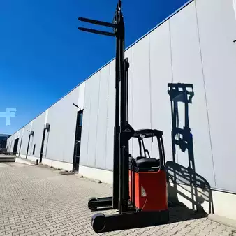 Carrelli retrattili 2015  Linde R16 (1120) (16)