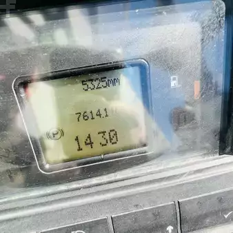 Carrelli retrattili 2015  Linde R16 (1120) (8)