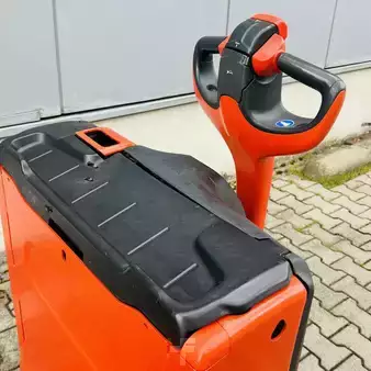 Elektromos emelőkocsik 2019  Linde T16 (1152) (3)