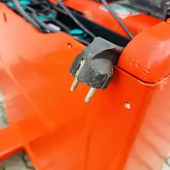 Elektromos emelőkocsik 2019  Linde T16 (1152) (7)