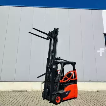 Carrelli elettrici 3 ruote 2023  Linde E14 (386-02) EVO (18)