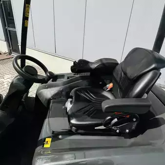Elektro 4 Rad 2021  CAT Lift Trucks EP30N-80E (5)