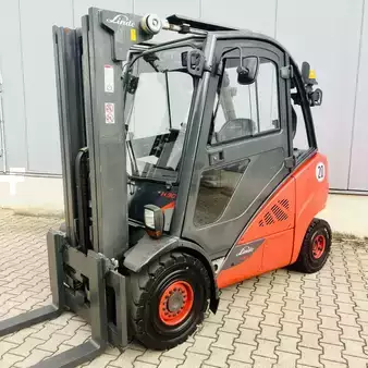 Diesel heftrucks 2013  Linde H30D (393-02) EVO (1)