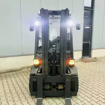 Diesel heftrucks 2013  Linde H30D (393-02) EVO (18)