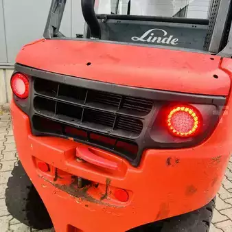 Diesel heftrucks 2013  Linde H30D (393-02) EVO (28)