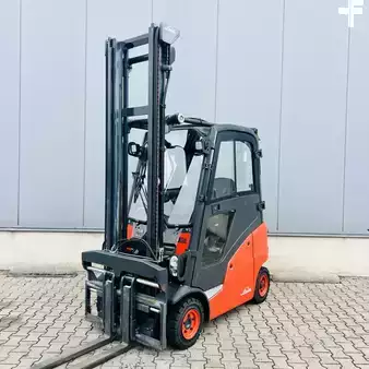 Diesel heftrucks 2014  Linde H16D (391) (1)