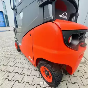 Diesel heftrucks 2014  Linde H16D (391) (21)