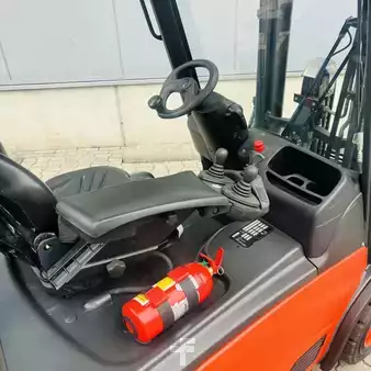 3-wiel elektrische heftrucks 2011  Linde E20L (386) (7)