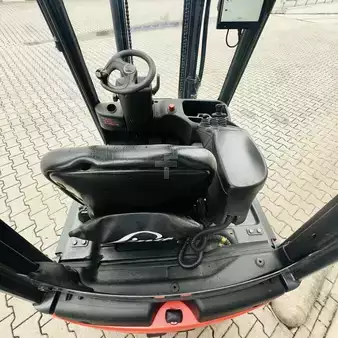3-wiel elektrische heftrucks 2019  Linde E12 (386-02) EVO (10)