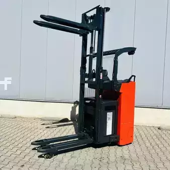Magasemelésű béka ülés 2021  Linde D12RW (1164) (7)