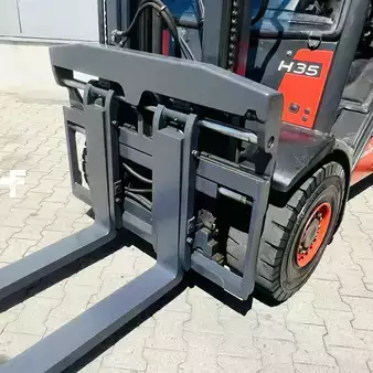 Dieselový VZV 2011  Linde H35D (393) (23)
