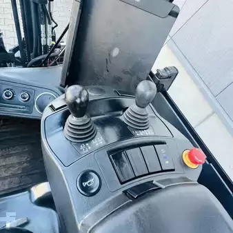 Sähkö - 4 pyör 2023  Linde X30 (1252-01) (8)