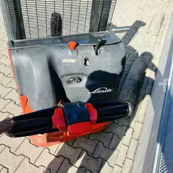 Apilador eléctrico 1999  Linde L10 (379) (5)