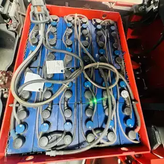 Elektro čtyřkolový VZV 2021  Linde E16PH (386-02) EVO (12)