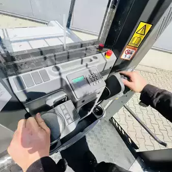Verticale orderpickers 2020  Unicarriers EPH125DTFV825 (17)