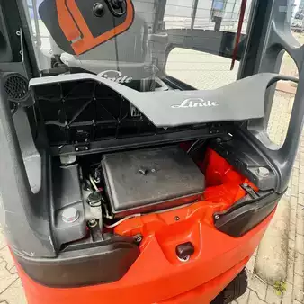 Elektro čtyřkolový VZV 2020  Linde E35HL (387) (19)