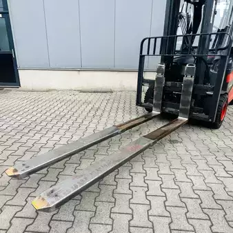 Elektro čtyřkolový VZV 2020  Linde E35HL (387) (27)