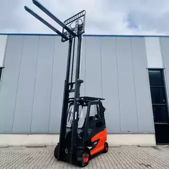 Elektro čtyřkolový VZV 2020  Linde E35HL (387) (28)
