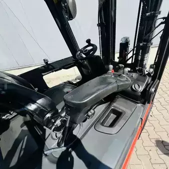 4-wiel elektrische heftrucks 2018  Linde E30L (387) (10)