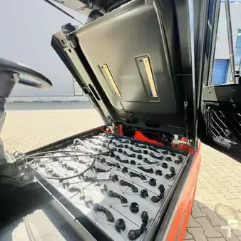 4-wiel elektrische heftrucks 2018  Linde E30L (387) (17)