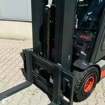 4-wiel elektrische heftrucks 2018  Linde E30L (387) (21)