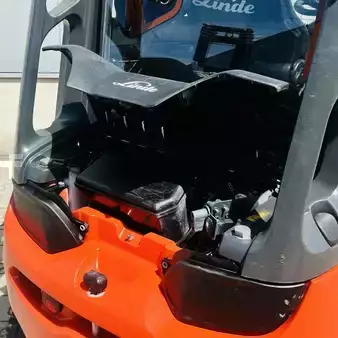 4-wiel elektrische heftrucks 2018  Linde E30L (387) (24)