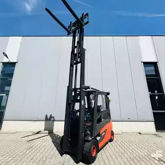 4-wiel elektrische heftrucks 2018  Linde E30L (387) (28)