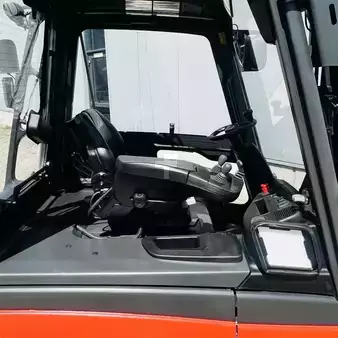 4-wiel elektrische heftrucks 2018  Linde E30L (387) (8)