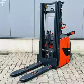 Beállós targonca 2016  Linde L16APi (1173) (4)