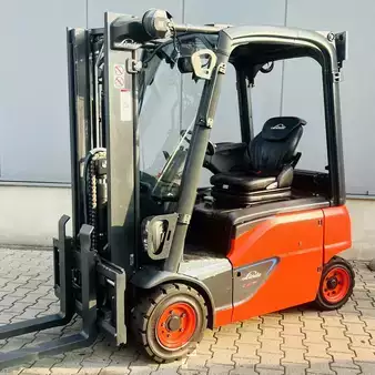 Elektromos 4 kerekű 2021  Linde E16P (386-02) EVO (1)